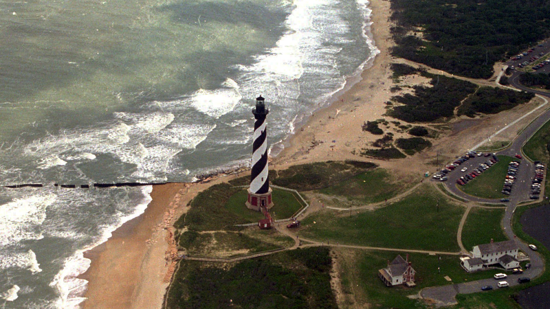 Illustration for article titled 23 Lighthouses That Span a Millennium of Sea Travel